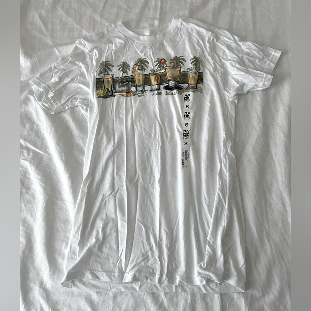 Newport Blue White Golfing Shots Graphic Tee size small